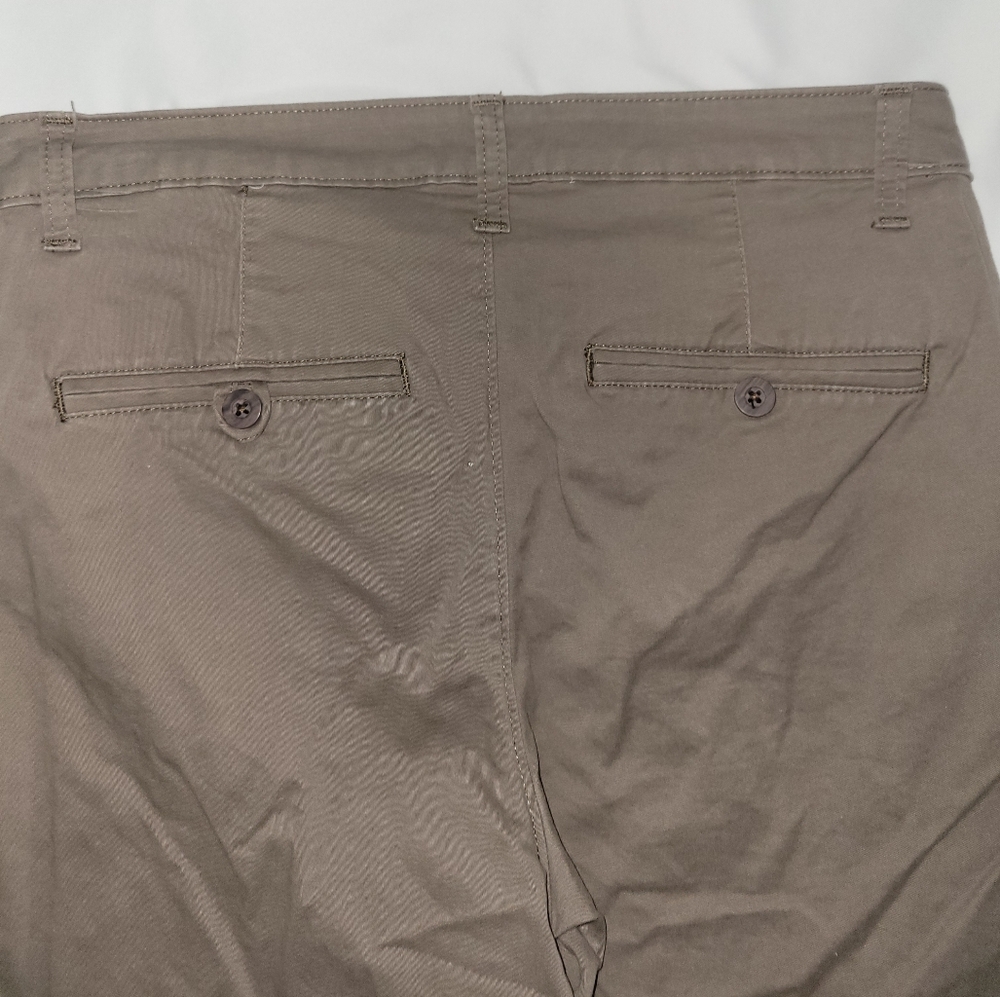 LEE RIDERS MID RISE SHORTS SIZE 6 - Picture 4 of 4